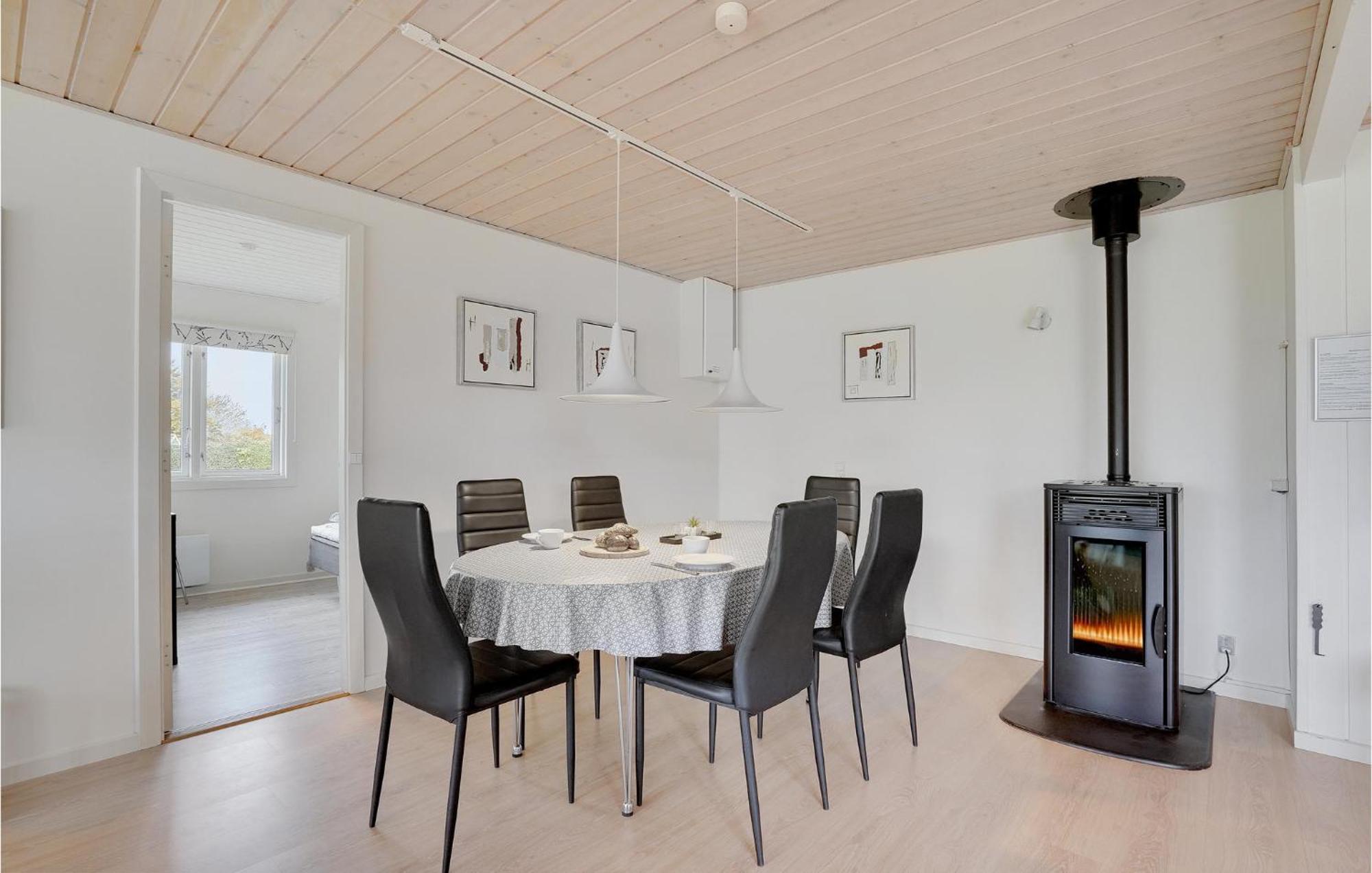 2 Bedroom Cozy Home In Egernsund エクステリア 写真