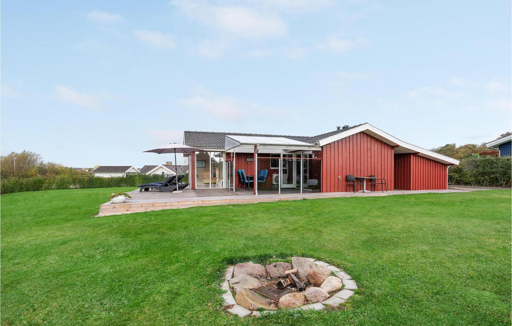 2 Bedroom Cozy Home In Egernsund エクステリア 写真