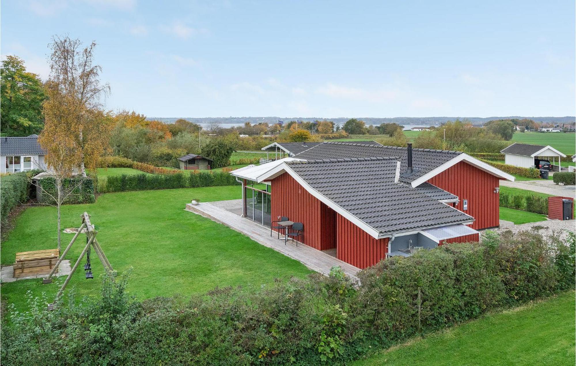 2 Bedroom Cozy Home In Egernsund エクステリア 写真